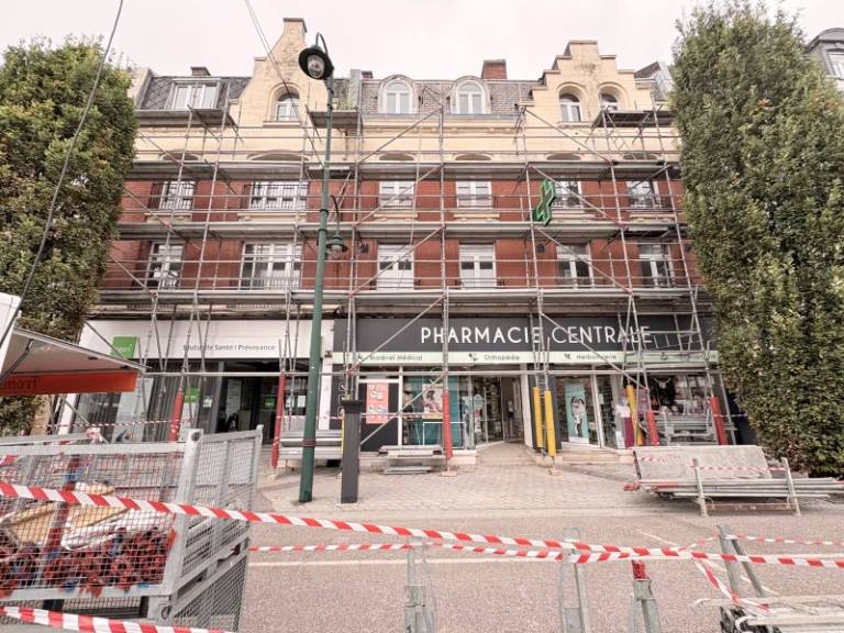 echaffaudage-renovation-facade-batiment-ancien-lens-par-sarl-lenglet